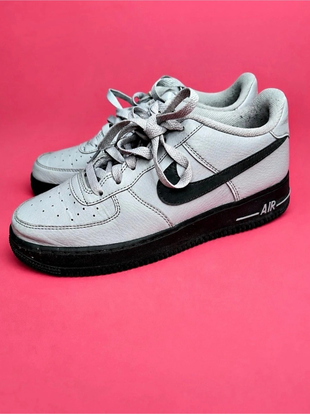 Nike Air Force 1 Sneakers White & Black US 6.5Y
